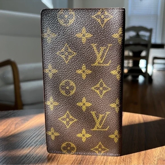 Authentic Louis Vuitton Bifold wallet classic monogram canvas - Picture 1 of 8